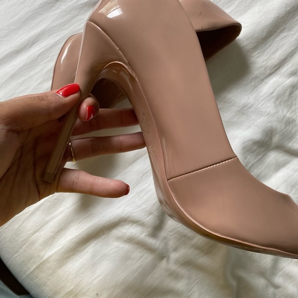 ALDO nude pointed toe Heels - Picture 12 of 13